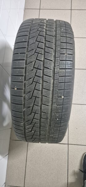 Vand set de jante compatibile Mercedes, echipate cu anvelope de iarna in st